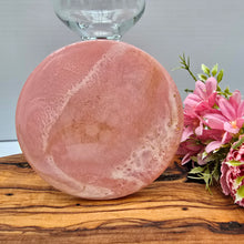 Load image into Gallery viewer, Handmade Resin Coaster – Soft Blush Pink with Gold Detail (Single Piece)