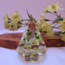 Load image into Gallery viewer, Enchanted Garden Crystal Ring Holder