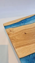 Load and play video in Gallery viewer, Blue Sky Handcrafted Oak Serving Tray with Bespoke Epoxy Detail
