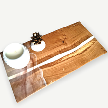 Load image into Gallery viewer, Delicate White shelf/ centrepiece
